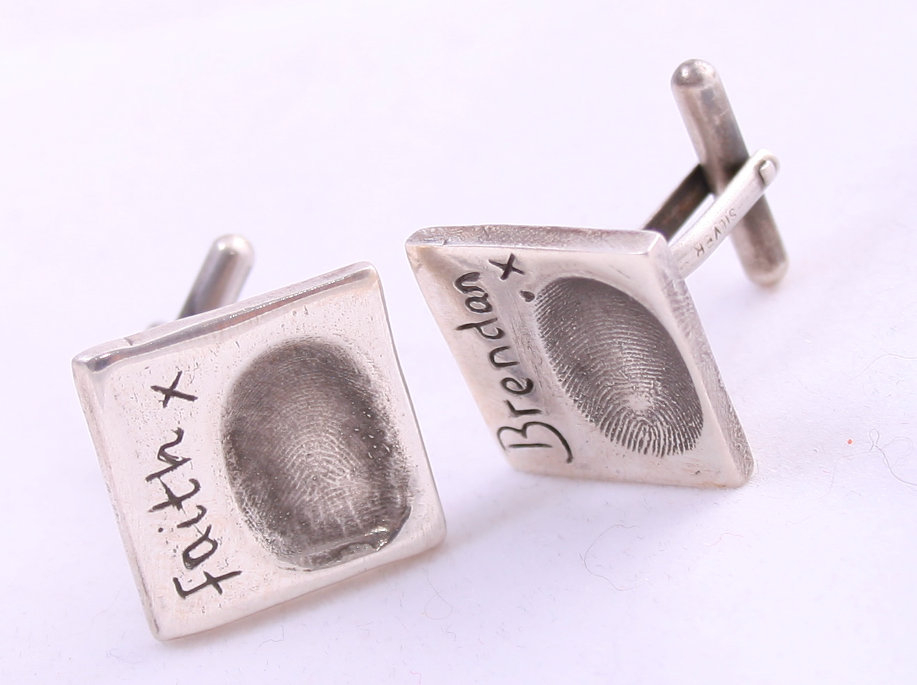 Fingerprint cufflink